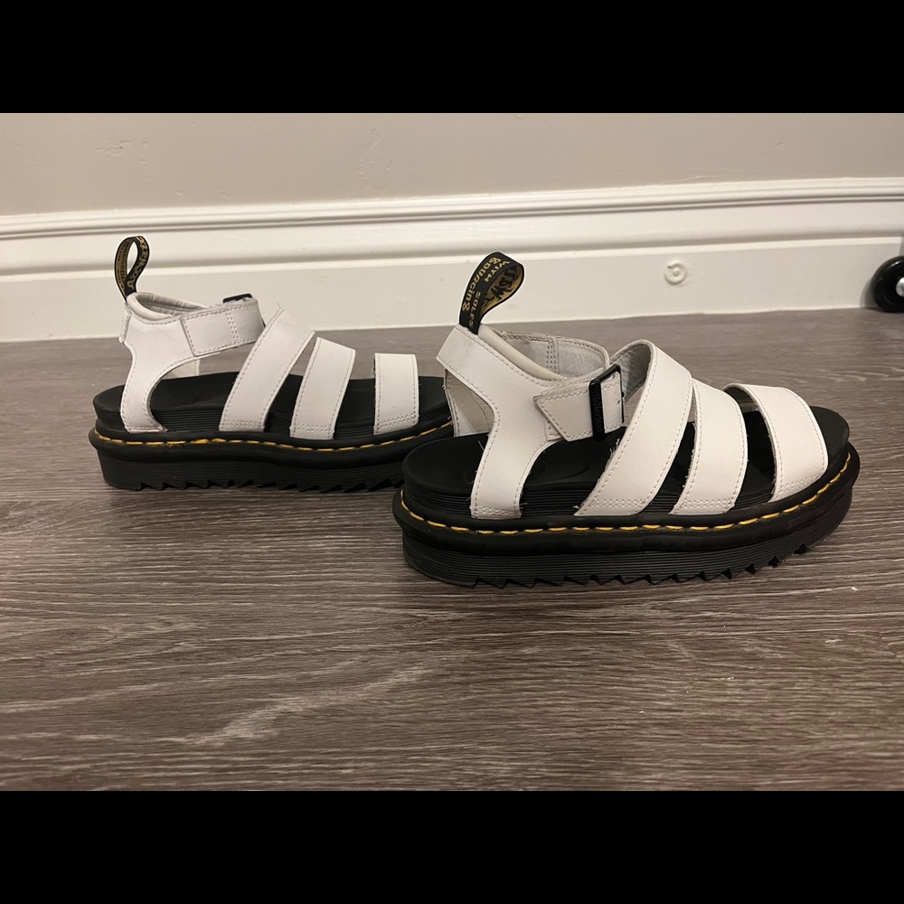 Dr Marten’s Blaire Hydro Leather Sandals (White)